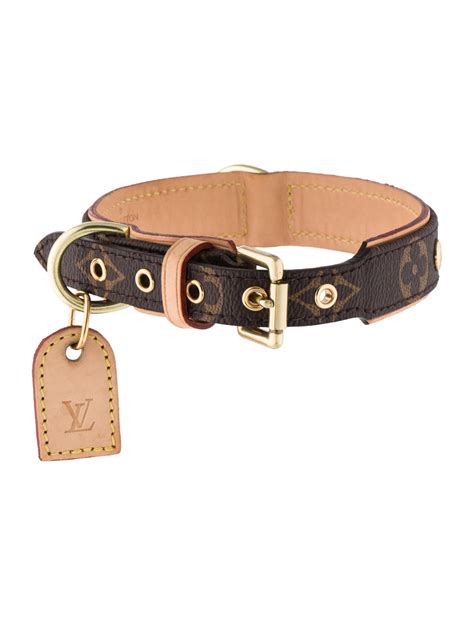 louis vuitton dog collar xs|louis vuitton dog bandana.